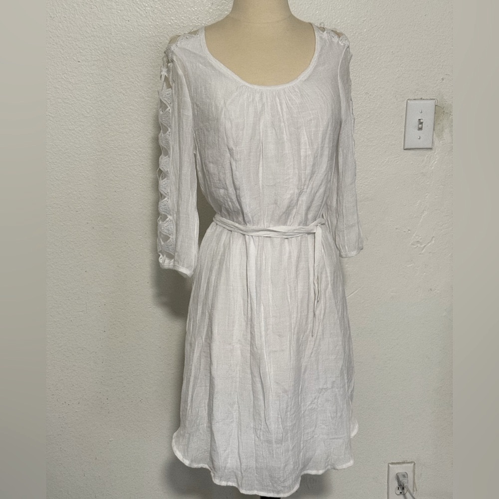 New York & Company White Long Sleeve Dress